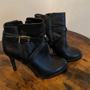Gianni Bini  4” Leather Bootie